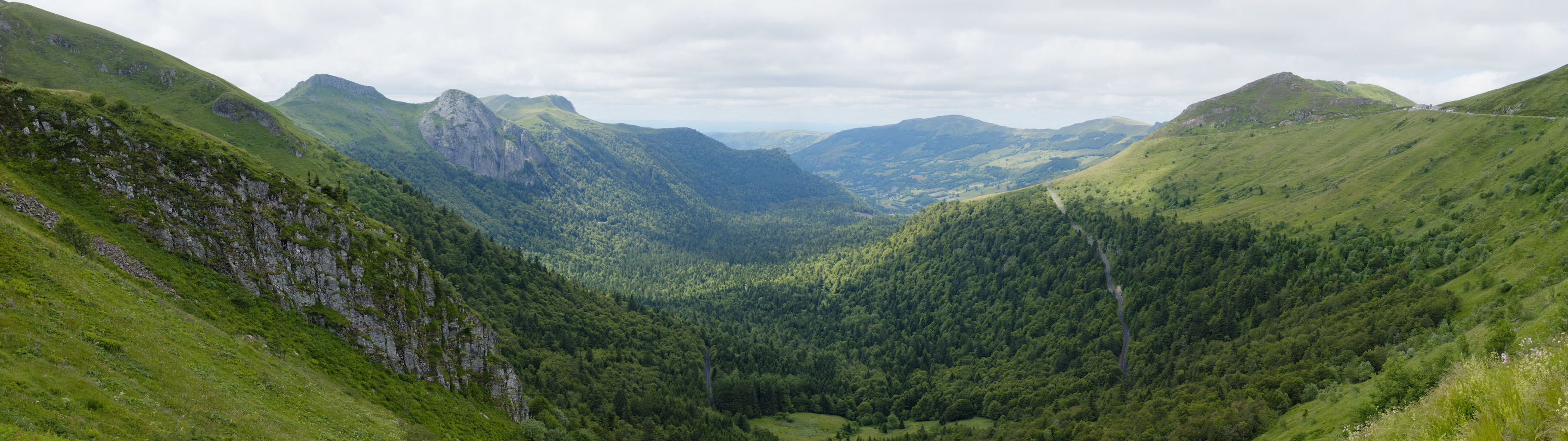 1-05 Massif du Cantal / Tête de vallée du Falgoux