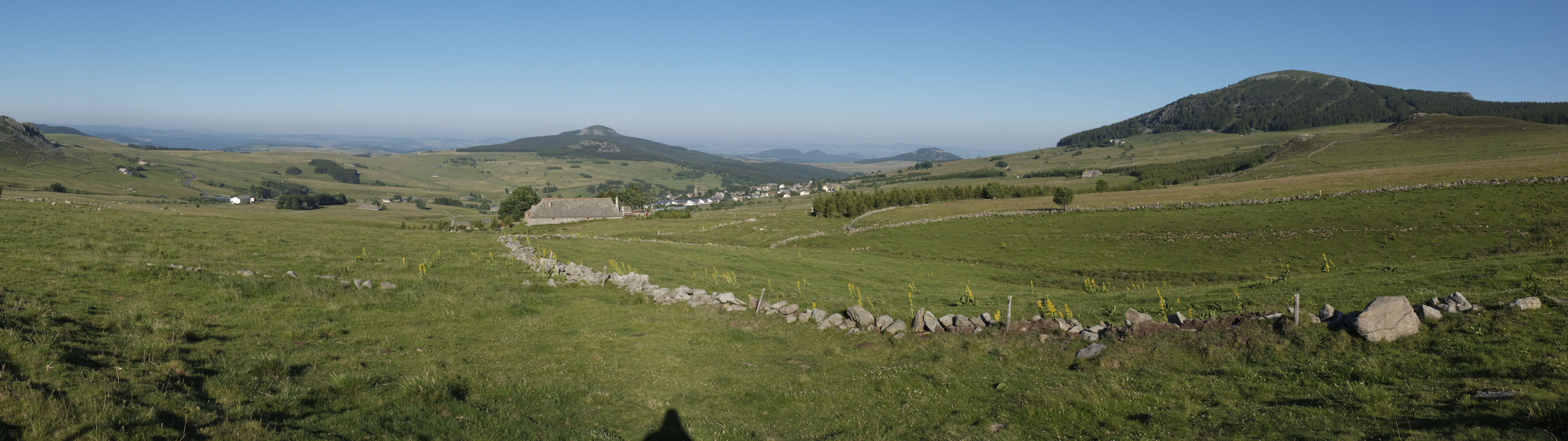 1-09 Mézenc / Au cœur du cirque des Estables