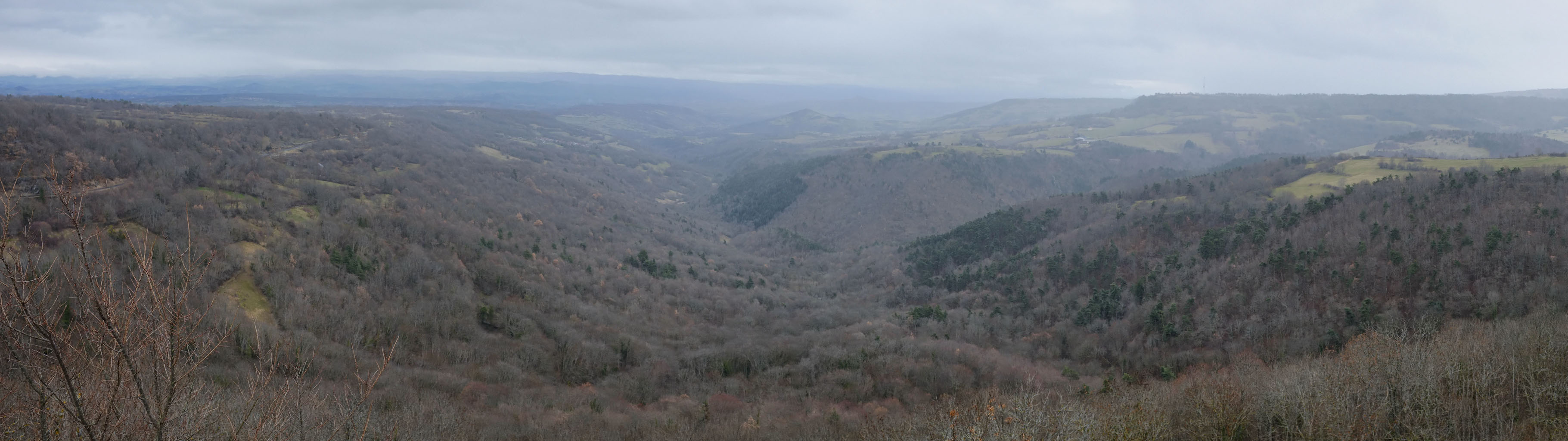 3-01 Pays coupés des Volcans / Environs de Dauzat-sur-Vodable