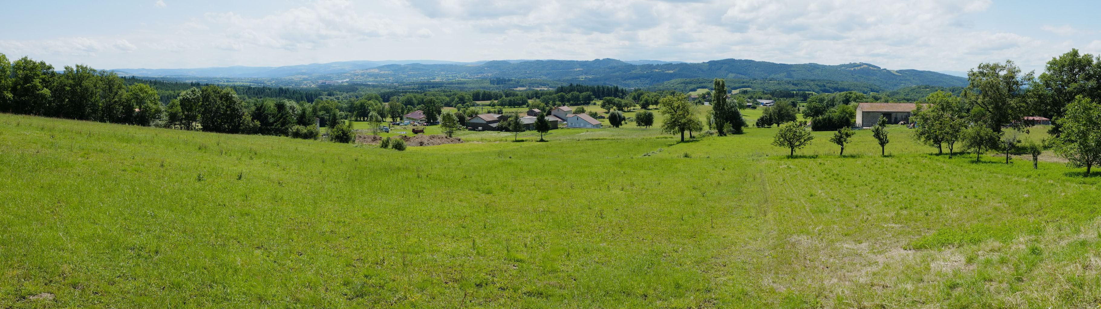 3-02 Pays coupés du Livradois / Depuis Armandon