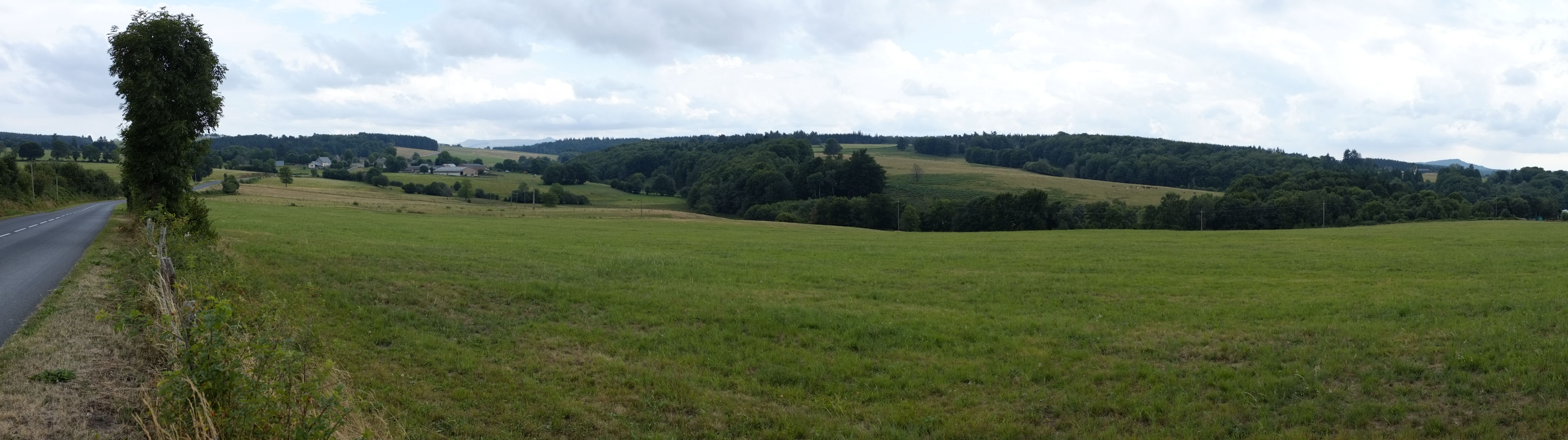 4-05 Combrailles / Hameau de Muratel sur le plateau de Lastic