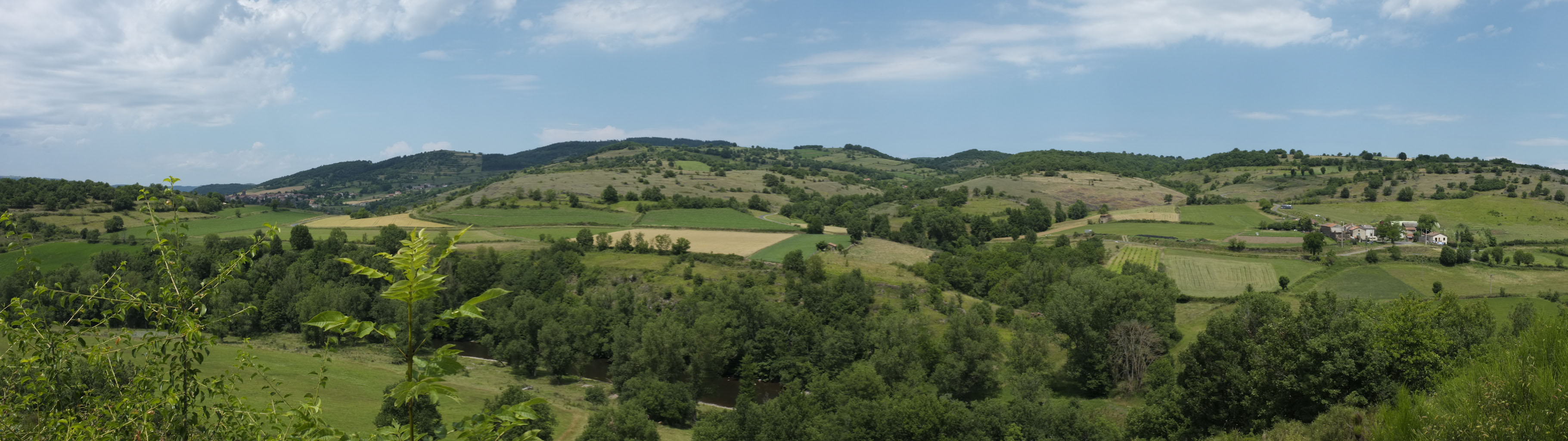 9-02 Vallée et gorges du haut Allier / L'Allier traversant la Ribeyre entre le Chambon-de-Cerzat et Chilhac