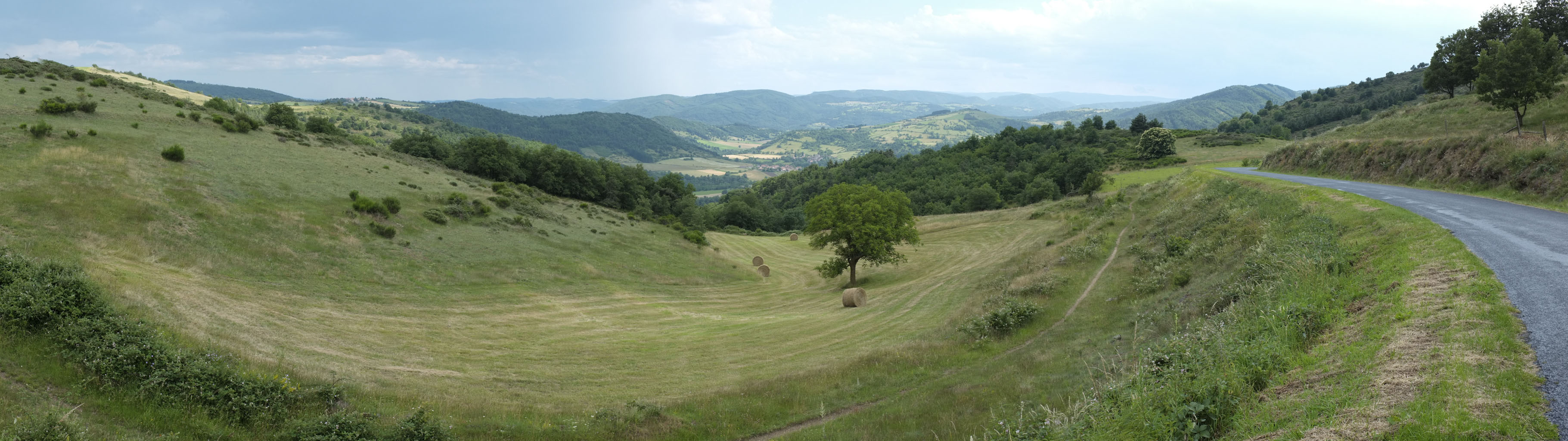 9-02 Vallée et gorges du haut Allier / Vue dominante depuis les hauts de Saint-Ilpize