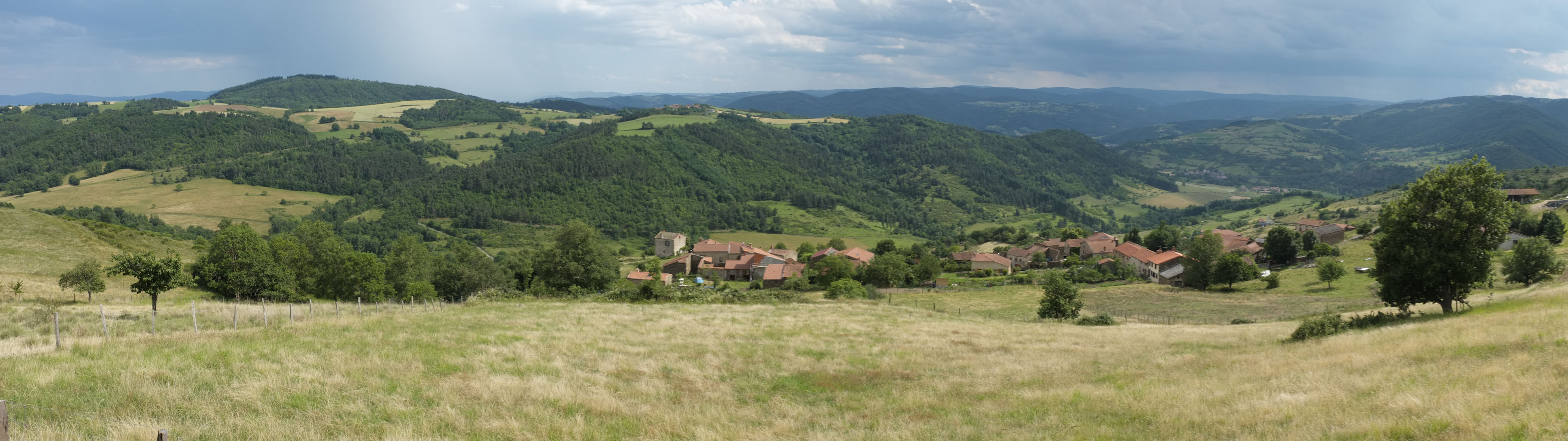 9-02 Vallée et gorges du haut Allier / Depuis le village de Chanat