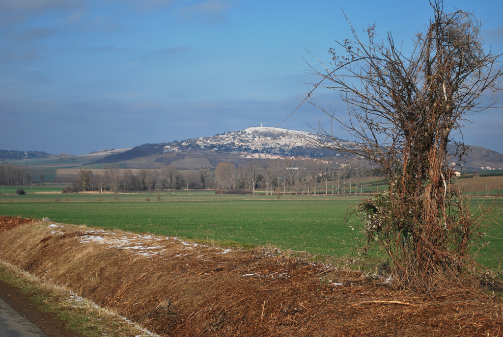 Vierge blanche de Veyre-Monton