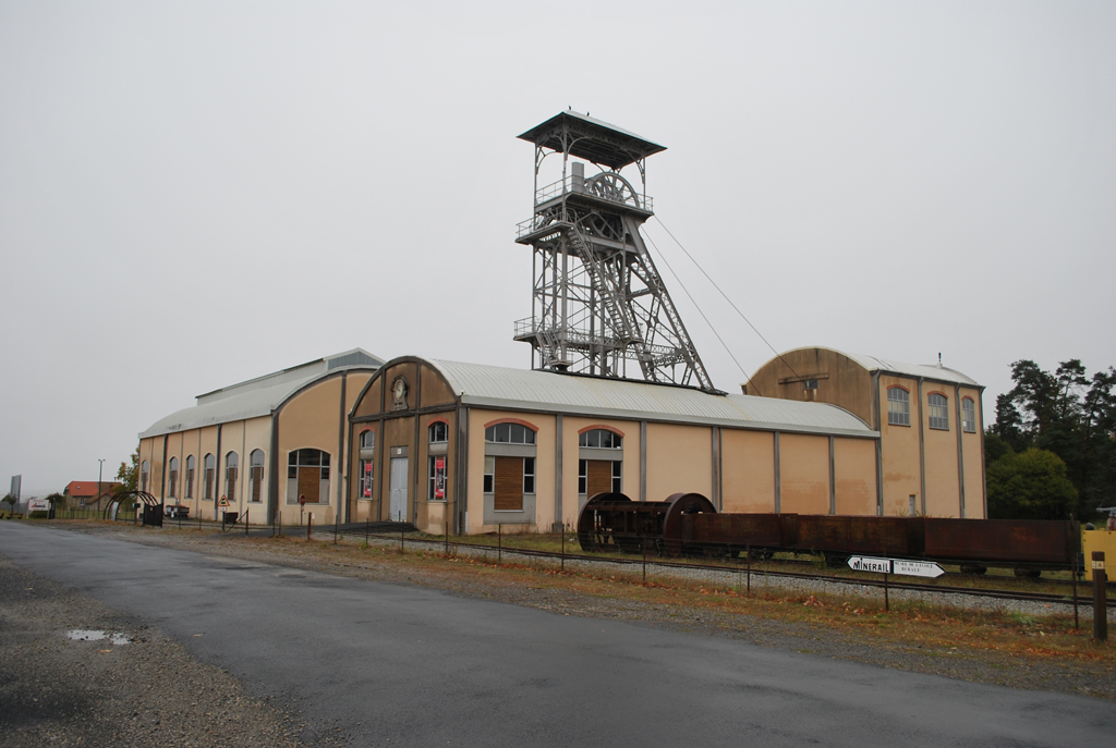 Le chevalement de Messeix devenu musée de la mine