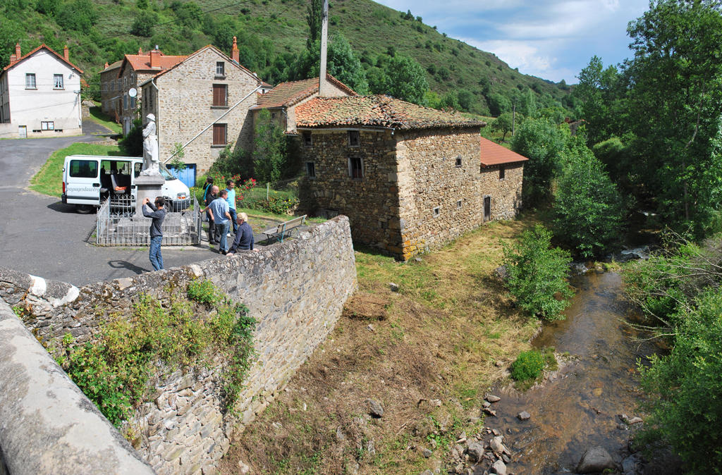 Village inhabité de Cronce