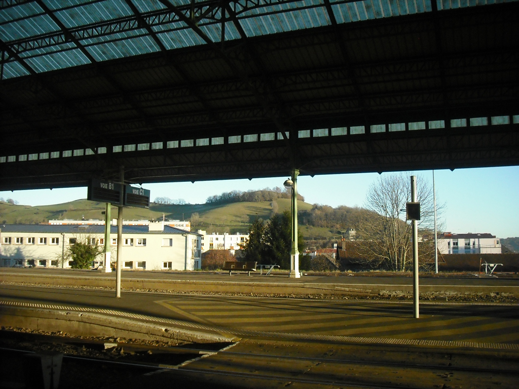 Aurillac, une ville à la campagne (depuis la gare)